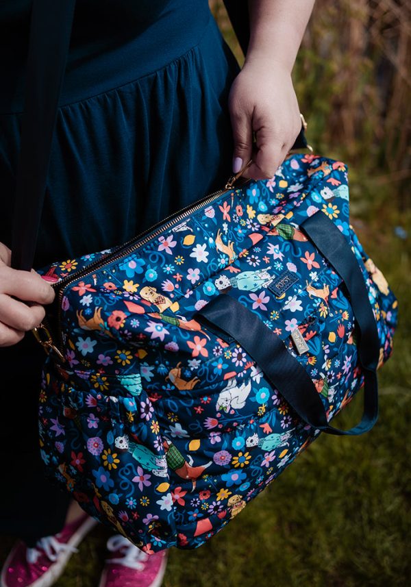 Navy Dog Garden Print Holdall For Cheap